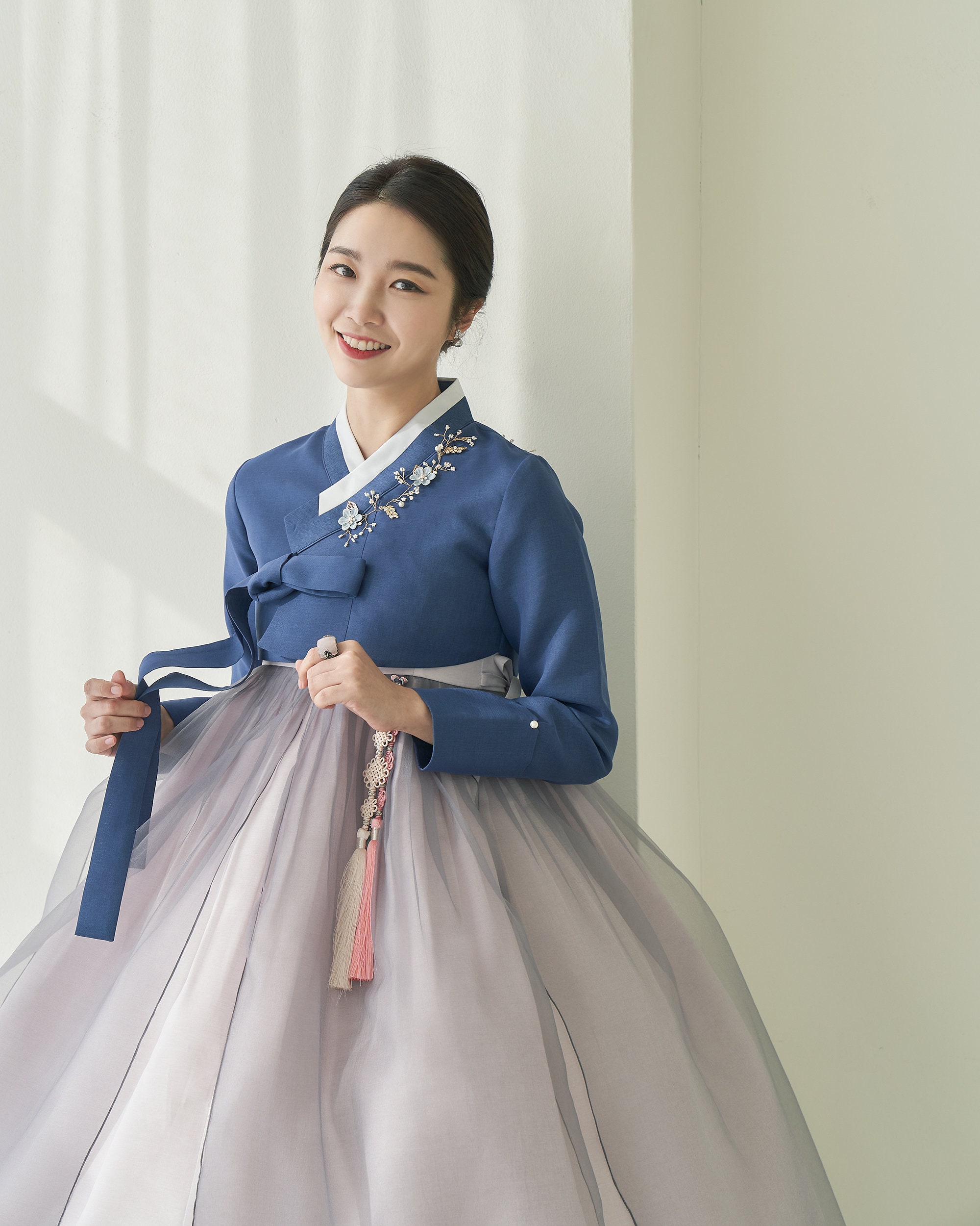Korean Women's Hanbok - Wedding, Event, Birthday Order Hanbok -HAEBIBCHI