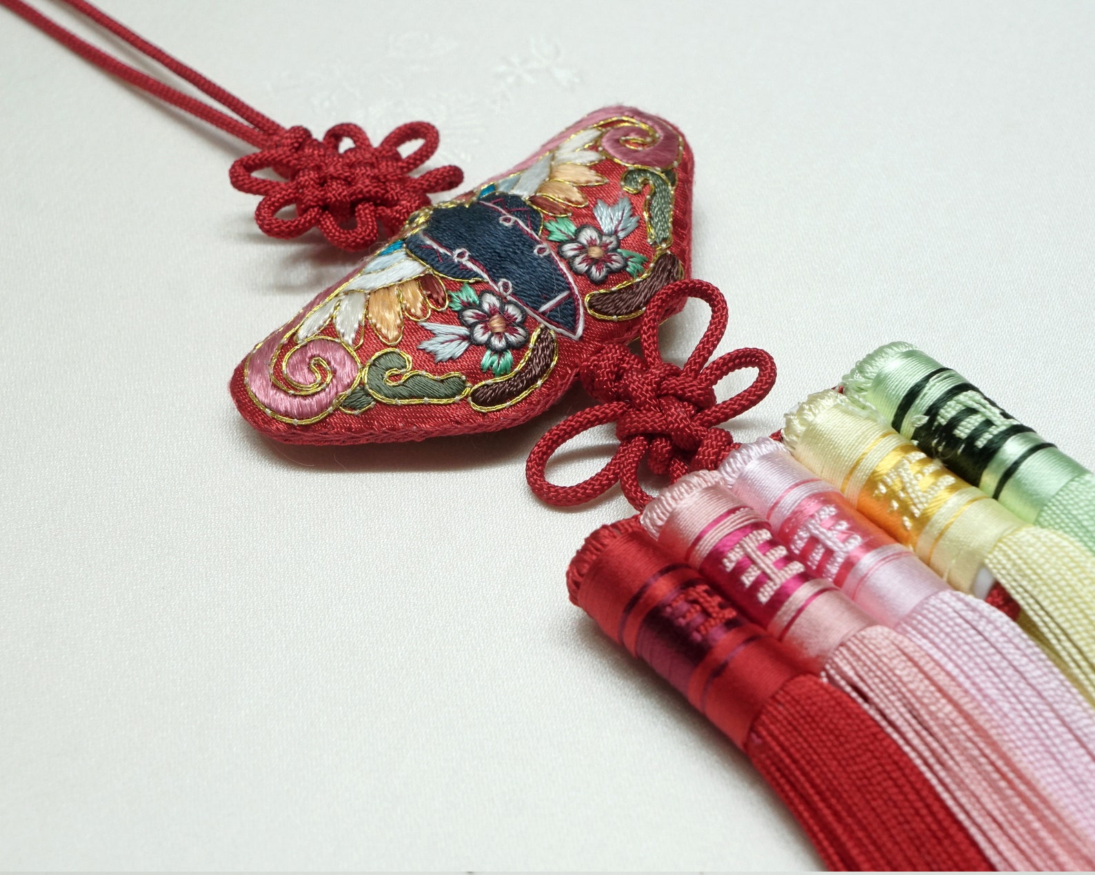 Butterfly Norigae Korean Traditional Hanbok Handmade Fashion - Etsy