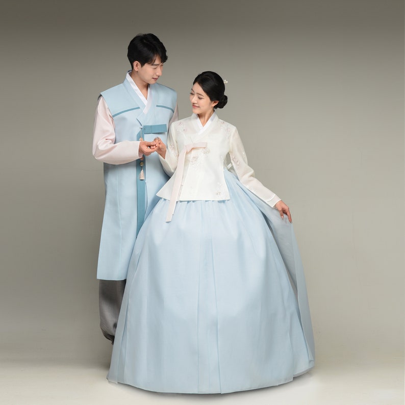 Koreanisches Paar Hochzeit Hanbok minteu Bild 1