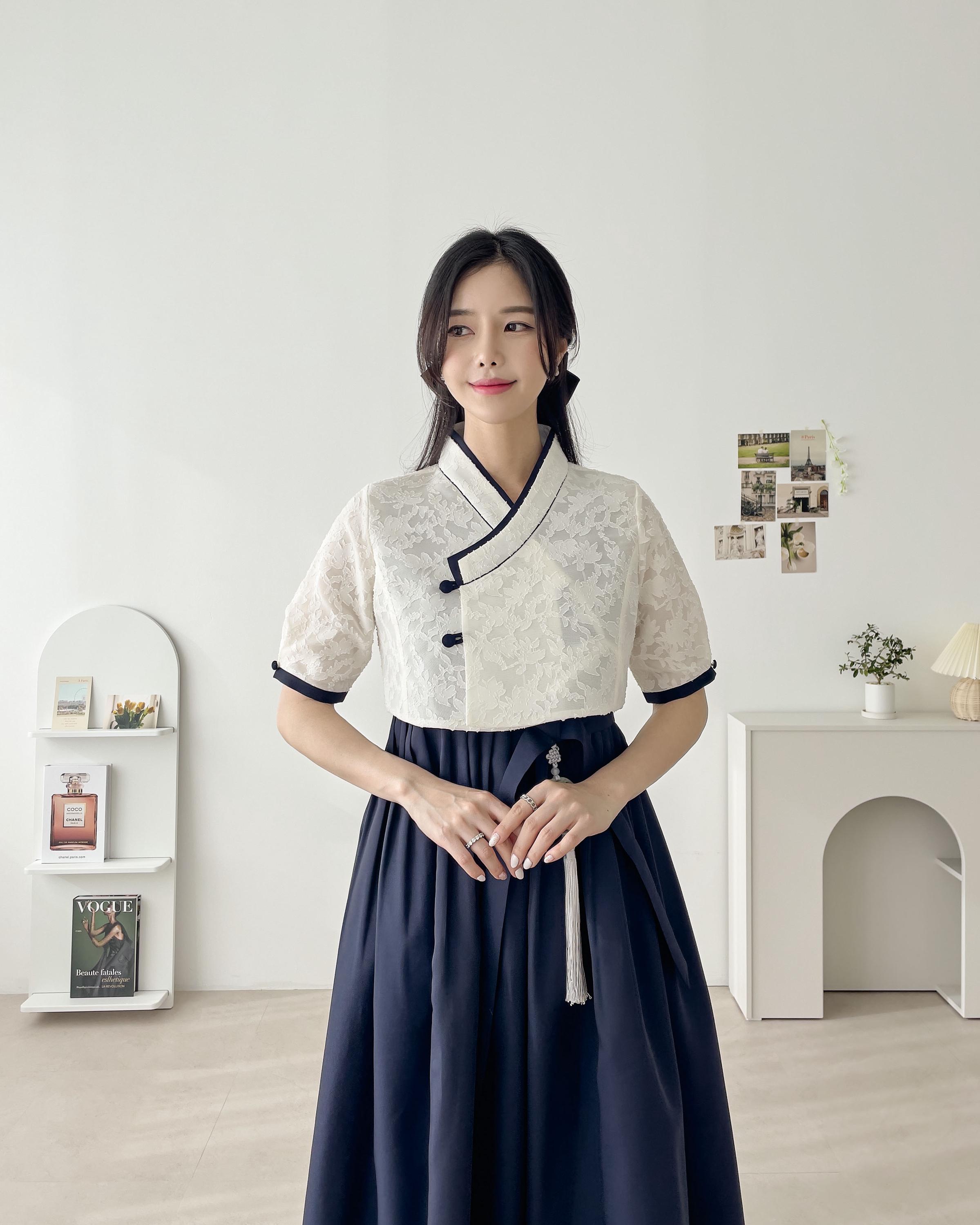 modern hanbok dress female Shimmering Elegant Modern Hanbok Dress in Green, XXL / Dress Only