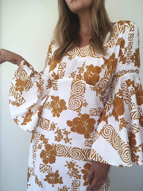 vintage bell sleeve maxi dress