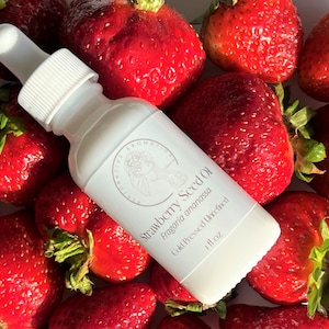 Strawberry Seed Oil - Zero Waste - Face and Body Oil for Smooth, Glowy Skin, Hair Strengthening & Repairing Oil