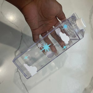 NIEUWE Cloud en Sterren Melkpak Herbruikbare Waterfles, Gymfles, Cadeau voor vriend, Gepersonaliseerd, Op maat gemaakt, Kerstcadeau, Verjaardag