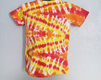 zig zag tie dye shirt