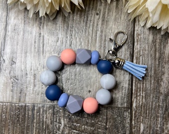 Porte-clés avec perles en silicone, silicone de qualité alimentaire, breloque à pampilles