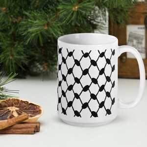 Free Palestine Keffiyeh Coffee Mug Palestine Gift Palestine kufiya Gaza فلسطين Stand With Palestine Solidarity Gift Palestine Gift coworker