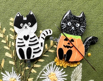 3-in-1 Needle Threader with Minder and Thread Cutter - Halloween Cat Sewing Tools - Hand Embroidery, Sewing, Cross Stitch, Fall -Single Item