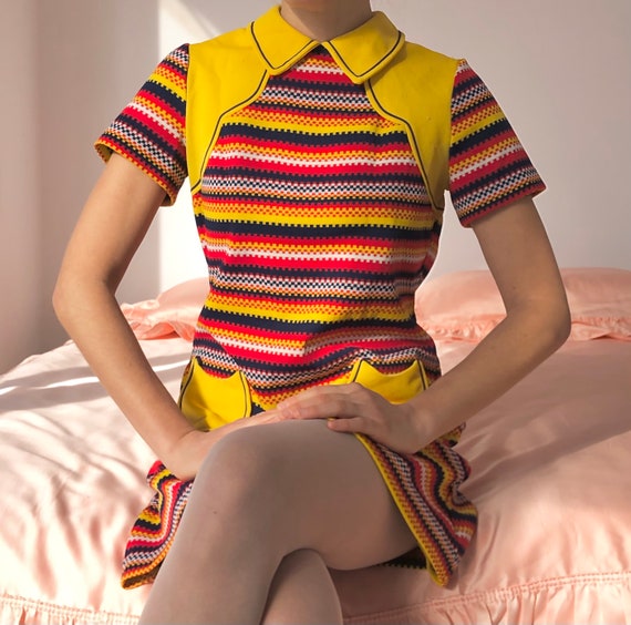1960 multi color short dress