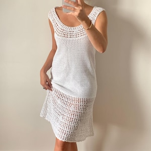 Sukienka szydełkowa w stylu vintage, rozmiar S/M