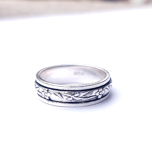 Spinner Ring ,925 Sterling Silver Ring ,Meditation Ring, Silver Jewelry ,Worry Ring,  Anxiety Ring , Beatiful Ring, Gift for her