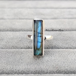 Natural Labradorite Ring, 925 Sterling Silver Ring, Blue Gemstone Ring, Handmade Ring, Rectangle Stone Shape, Gift for MOTHER
