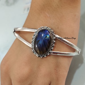 Labradorite Bangle, 925 Silver Bangle, Blue Flash Gemstone Bangle, Handmade Bangle, Beautiful Bangle, Boho Bangle, Birthday Gift Jewelry,
