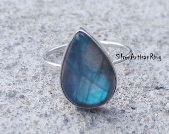 Labradorite Ring *925 Silver Ring* Handmade Ring * Beatiful Ring* Designer Ring* Woman Ring* Silver Jewelry* Blue Fire Ring++
