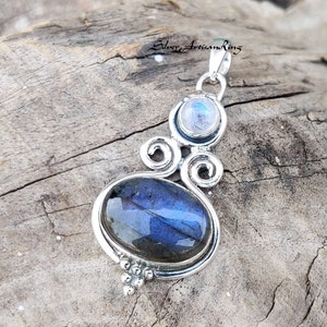 Labradorite Pendant* 925 Sterling Silver Pendant* Blue Flash Pendant* Amezing Pendant* Moonstone Jewelry* Designer Pendant* Boho Jewelry*