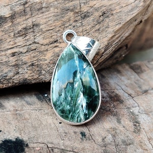 Seraphinite Silver Pendant * Seraphinite Women&#39;s and Men&#39;s Pendant* Natural Stone Pendant* Handmade Pendant* Stylish Pendant* Designer