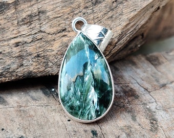 Seraphinite Silver Pendant * Seraphinite Women's and Men's Pendant* Natural Stone Pendant* Handmade Pendant* Stylish Pendant* Designer