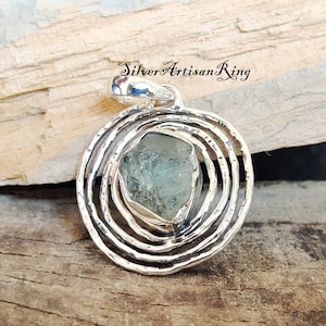 Aquamarine Pendant 925 Sterling Silver Gemstone Pendant Round Designe Pendent Amezing Pendent Raw Stone Apatite Pendant image 1