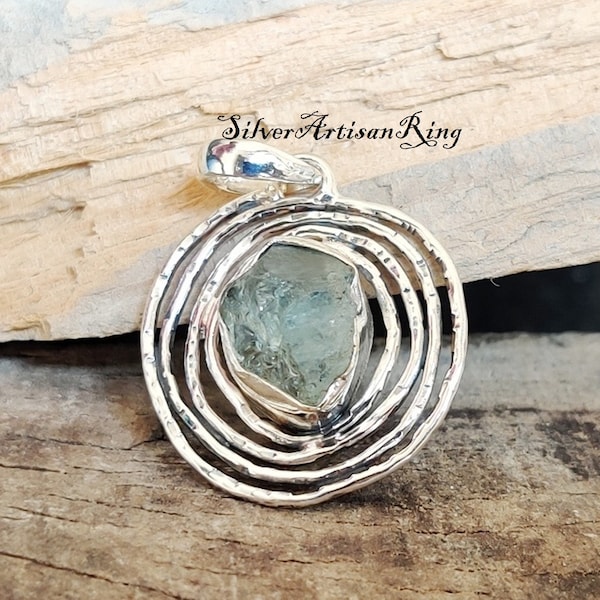 Aquamarine Pendant ~ 925 Sterling Silver ~ Gemstone Pendant ~ Round Designe Pendent ~Amezing Pendent ~ Raw Stone ~ Apatite Pendant