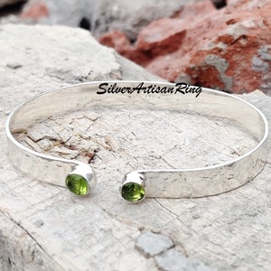Bracciale Peridot, Argento Sterling 925, Bracciale con pietre preziose, Bracciale da donna, Bracciale regolabile, Bracciale con due pietre, Bracciale Boho, Regalo per lei