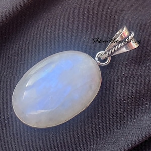 Natural Moonstone Pendent / Gemstone Pendent/ 925 Sterling Silver Pendent/ Handmade Pendent/ Designer Pendent/ Girls & Woman Pendent