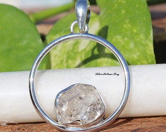 Herkimer Diamond Pendant //925 Solid Sterling Silver Pendant//Handmade Pendant //Gemstone Pendant //Gift for Women //Beautiful Pendant //