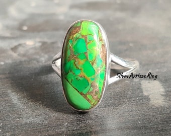 Green Copper Turquoise Ring ,925 Sterling Silver Ring , Silver Jewelry, Beatiful Ring, Gift for her, Woman Ring, Oval Stone Shape Ring..