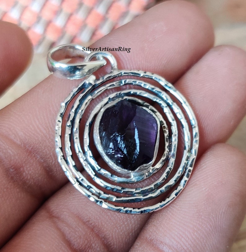 Aquamarine Pendant 925 Sterling Silver Gemstone Pendant Round Designe Pendent Amezing Pendent Raw Stone Apatite Pendant Amethyst