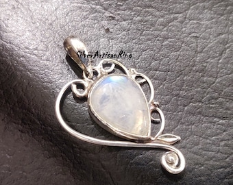 Natural Moonstone Pendant , 925 Sterling Silver Pendant ,Gemstone Pendant , Neck Pendant , Beatiful Pendant, Woman Pendant, Gift for Her