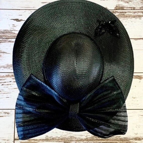 Vintage Womens Straw Cartwheel Hat