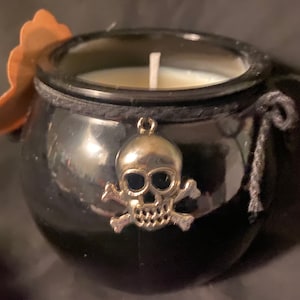 Cauldron candles in Dragon’s Blood