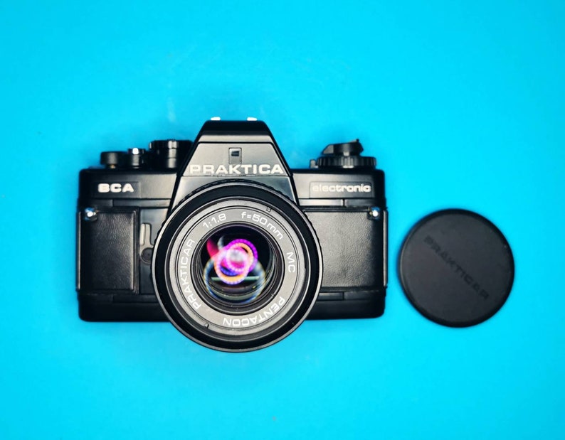 1986 Praktica BCA Electronic SLR 35mm Film Camera wPraktica 50mm f1.8 lens /& cap