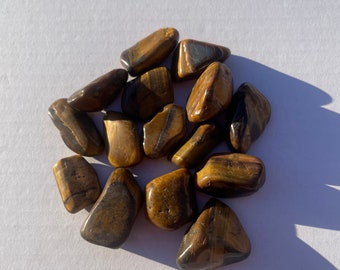 Tiger’s Eye Tumbled Stone | Protection & Confidence Crystal | Solar Plexus Chakra Stone | Grounding Meditation Crystal | Tiger Eye Healing