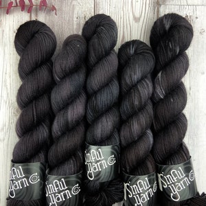 Black Sapphire | Hand dyed yarn | Black yarn | DK Weight | DK Yarn | Merino wool