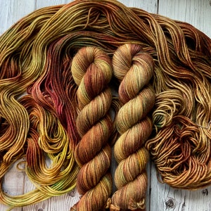 Mossy Oaks | 100% S.W Merino wool | DK weight yarn | hand dyed yarn | knitting | crochet