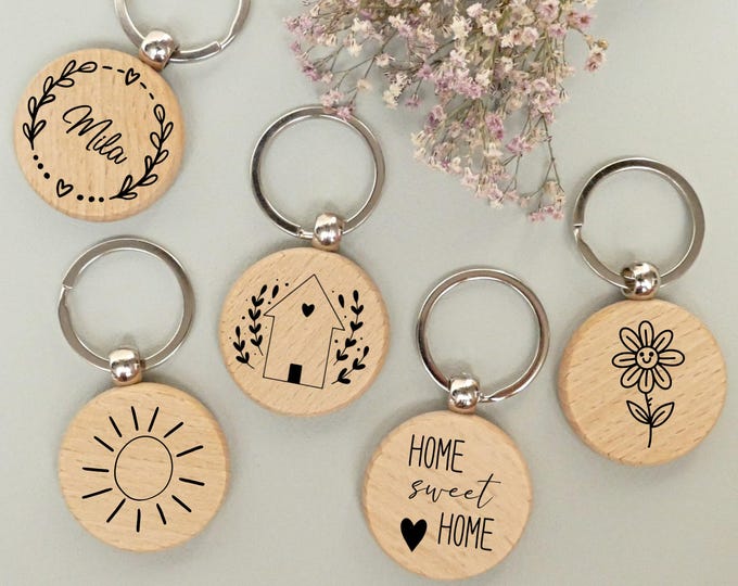 Personalized wooden keychain, round pendant, housewarming gift, Mother's Day gift, Father's Day gift, driver's license, guardian angel