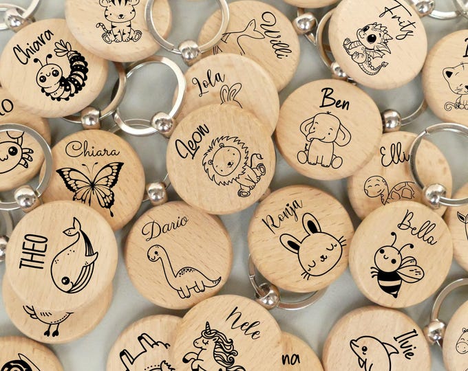 Personalized wooden keychain, children's gift for starting school, backpack charm, pendant, round, lion, bear, tiger, school class