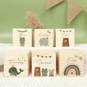 Hucha infantil personalizada de madera, hucha infantil personalizada, cerradura metalica con llave, oso, ballena, elefante, arcoiris