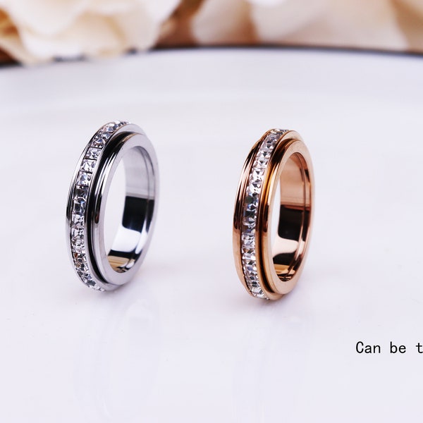 Spinner Ring Simple Turning Ring Zircon Titanium Steel Gypsophila Ring in 18k Rose Gold Plated