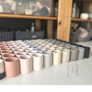 Match holder with strike patch | Match pot | Jesmonite Concrete | long matches | Matchstick holder | Ceramic pot | Candle accessories |