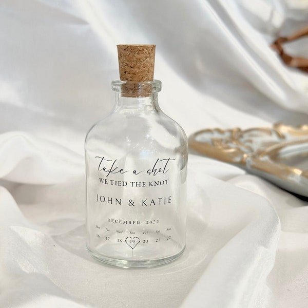 Wedding We Tied The Knot Wedding Favour Bottle | 50ml Glass Cork Bottle | Personalised Text Shot Couples Glass for Bridal Party or Weddings