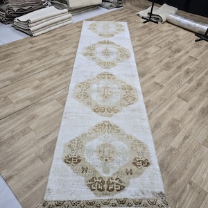 3x11 Vintage Turkish Runner rug, Oushak Runner Rug,Antique Runner Rug, Hallway Rug, Handmade runner rug,Boho Runner Rug, Neutral Runner Rug
