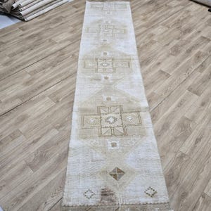 3x11 Turkish Runner Rug, Hallway Runner Rug, Oushak Runner Rug, Antique Runner Rug, Narrow Rug, Neutral Runner Rug, Vintage Runner rug