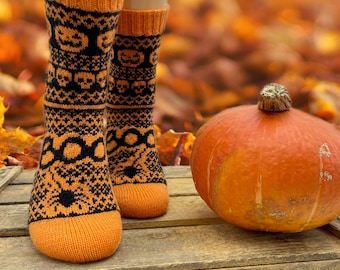 Socken-Strickanleitung / BOO-Socks Pattern / Socken stricken / knitting pattern / Strickanleitung Socken / Halloween pattern