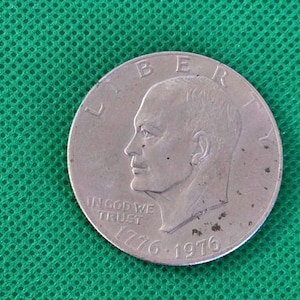 Antique Eisenhower Liberty Bell Coin 1776-1976 Silver Moon One Dollar