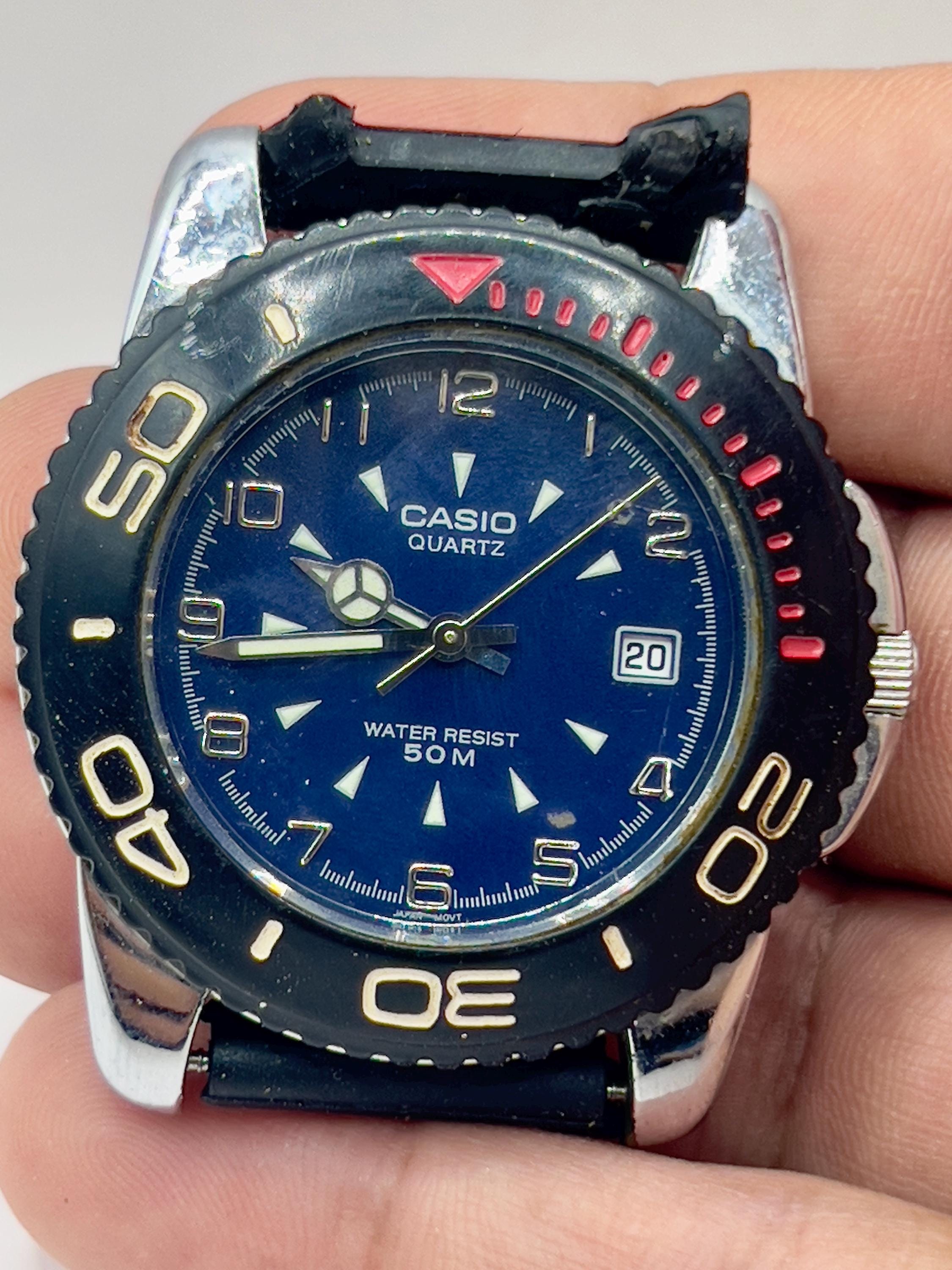 Vintage Casio Black Red Bezel 50M Diver Date Watch 1342 Mtp