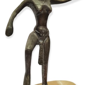 Vintage Antique Rare Designed marble Base Bronze Figure the Queen Egypt Africa