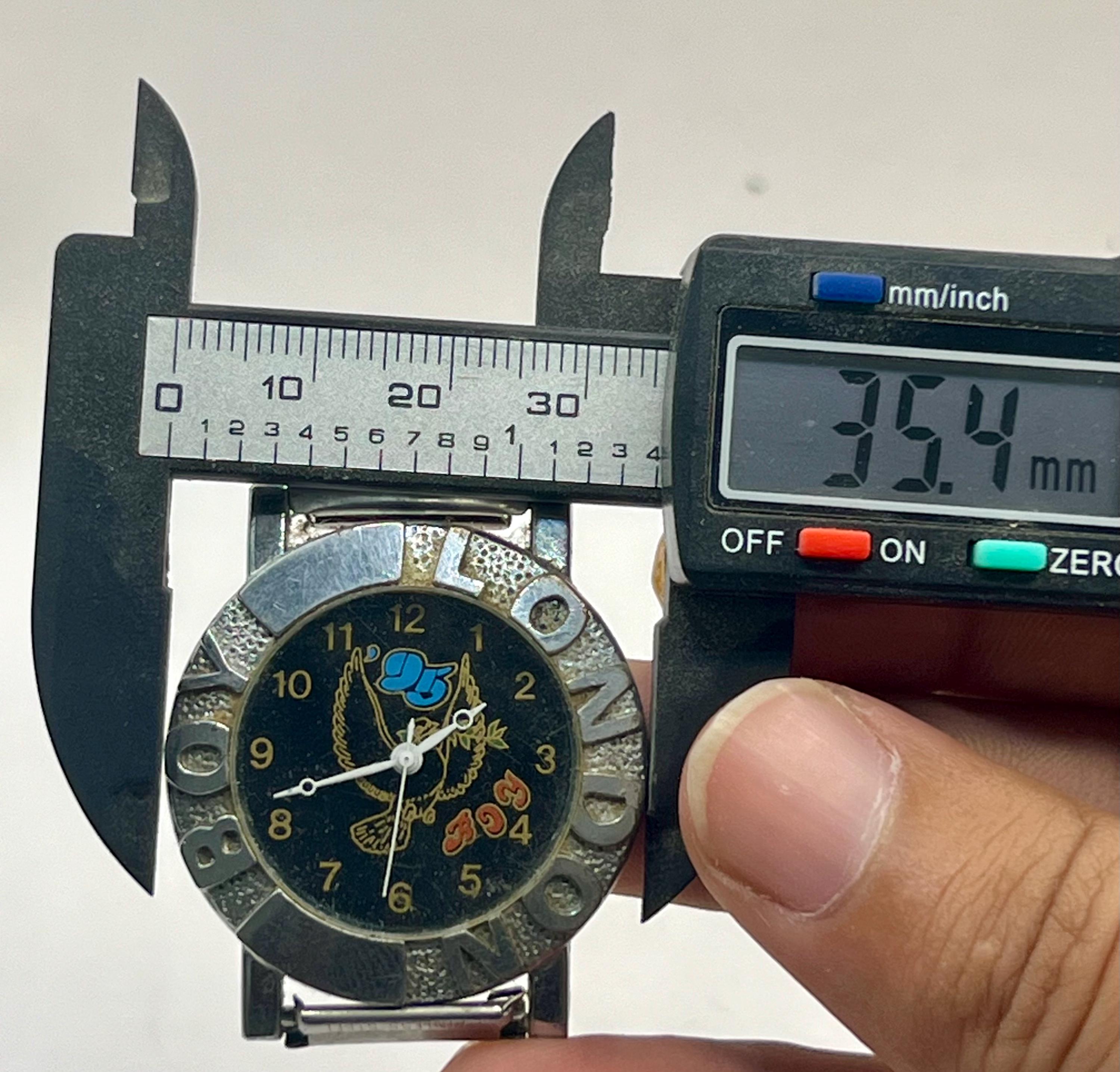 ヴィンテージ ボーイ ロンドン 腕時計 - Y2K ユニセックス アナログ