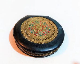 Vintage Mesh Powder Compact Embroidery Round Mirror Powder Box
