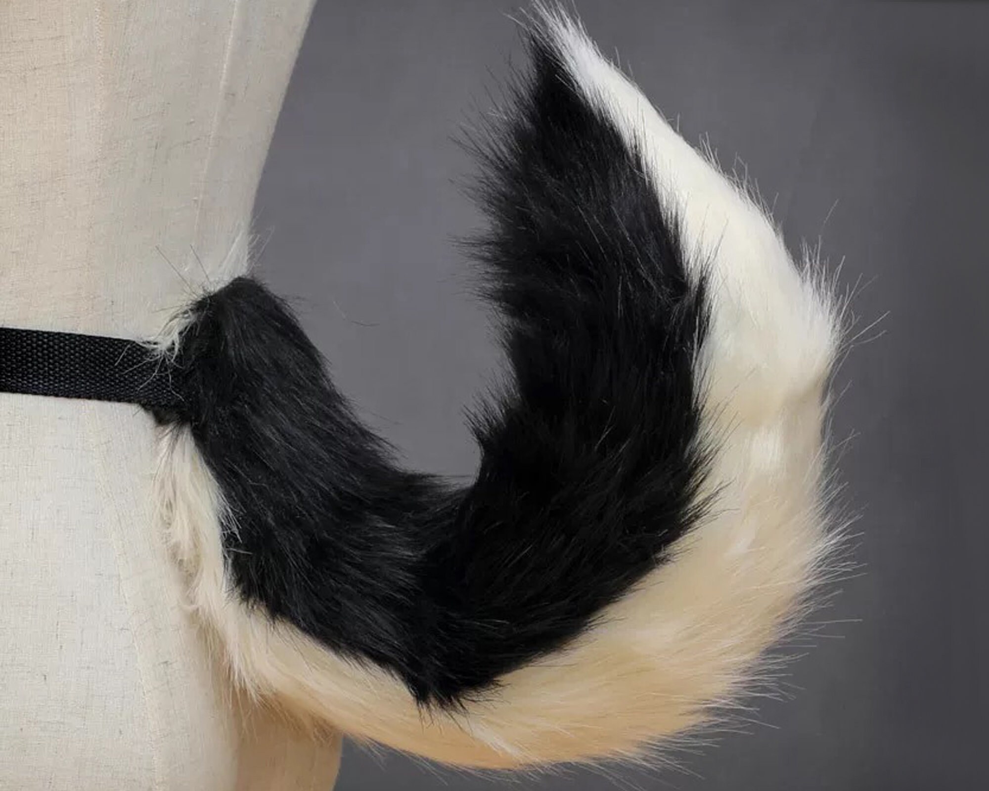 Dog ears and tail set,Furry animal ears,Wolf cosplay costume，Realistic wolf ears and tail set