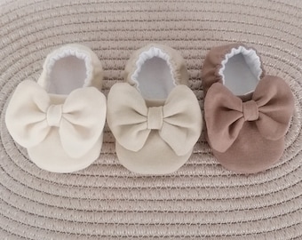 PRECIOUS Soft Sole Baby Shoes PDF Sewing Pattern & Tutorial, Projector Layers, Baby slippers crib shoes baby booties sewing shower gift